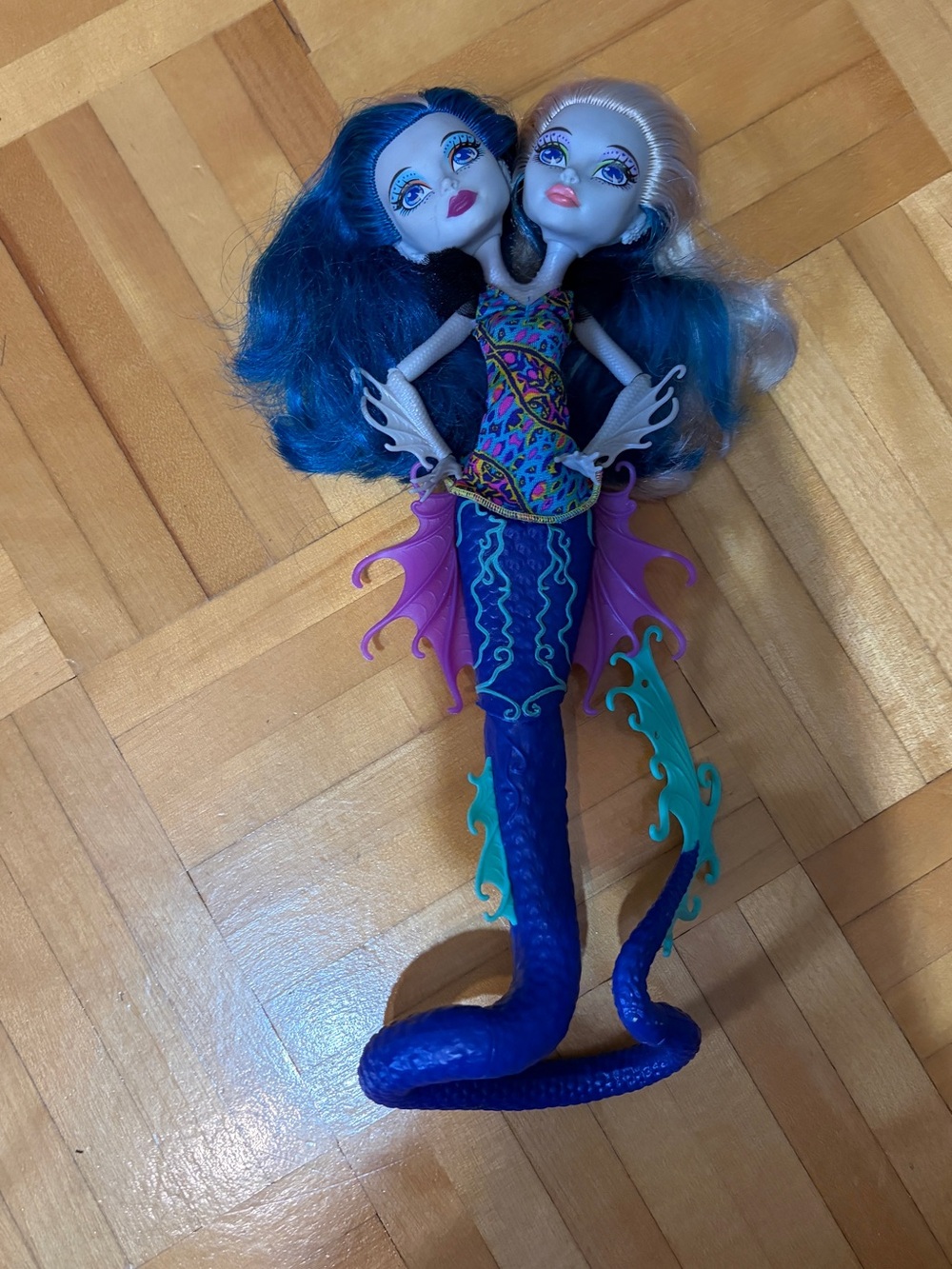 monster high perri and pearl doll